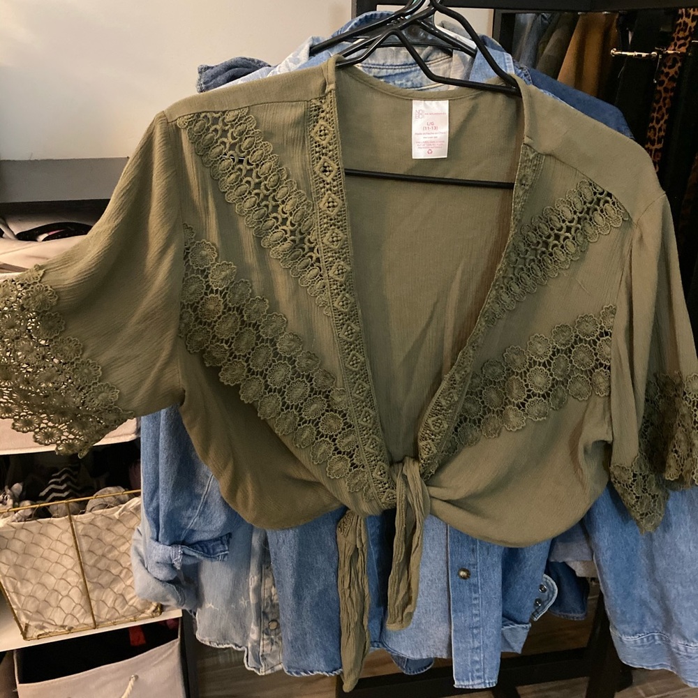 Tie Front Crop Top